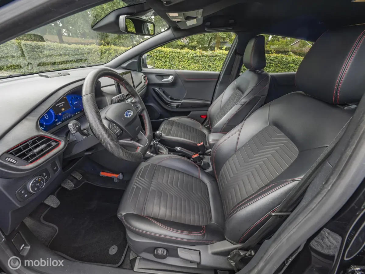 1.0 EcoBoost ST-Line X