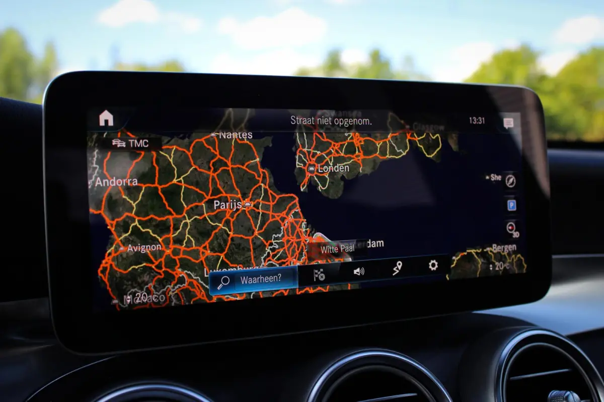 4MATIC AMG Line // Burmester | Trekhaak | Panoramadak | 92% SoH | 360 Camera | Virtual Cockpit | Night Pack | CarPlay & Android Auto