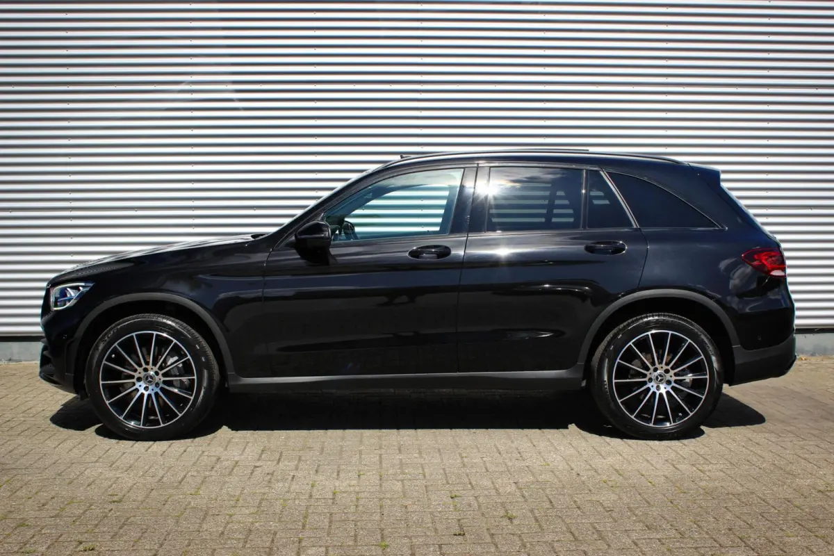 4MATIC AMG Line // Burmester | Trekhaak | Panoramadak | 92% SoH | 360 Camera | Virtual Cockpit | Night Pack | CarPlay & Android Auto