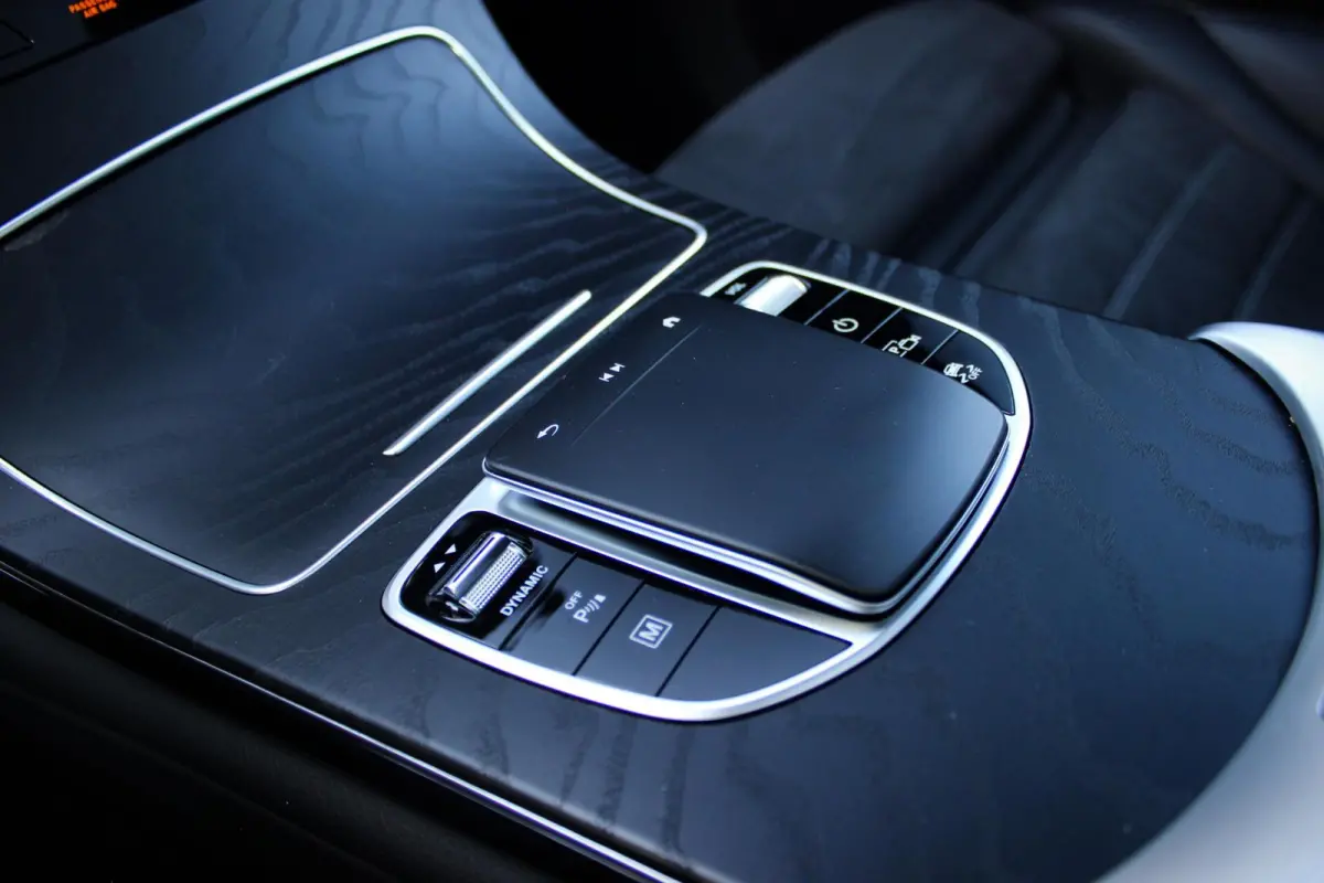 4MATIC AMG Line // Burmester | Trekhaak | Panoramadak | 92% SoH | 360 Camera | Virtual Cockpit | Night Pack | CarPlay & Android Auto