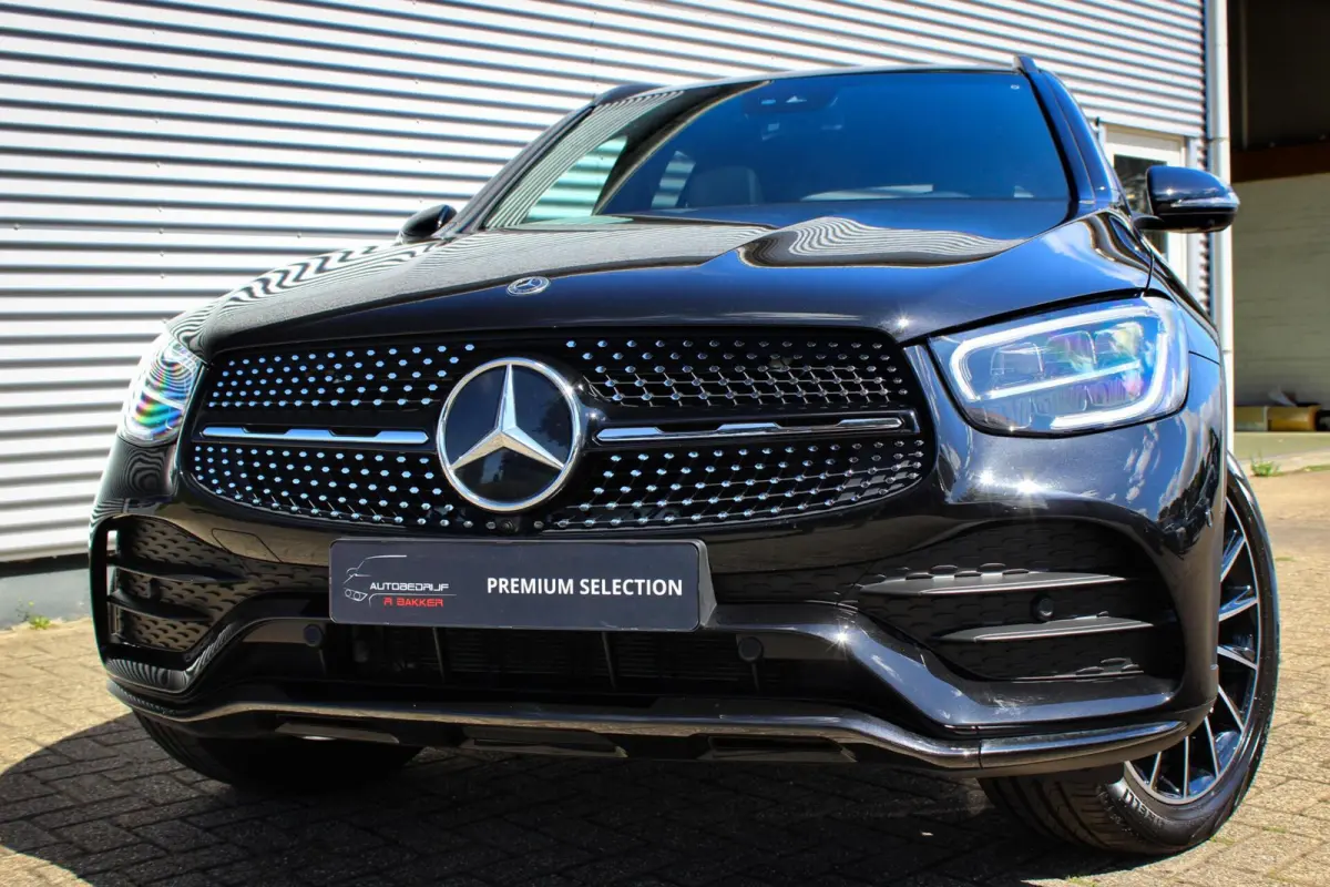 4MATIC AMG Line // Burmester | Trekhaak | Panoramadak | 92% SoH | 360 Camera | Virtual Cockpit | Night Pack | CarPlay & Android Auto