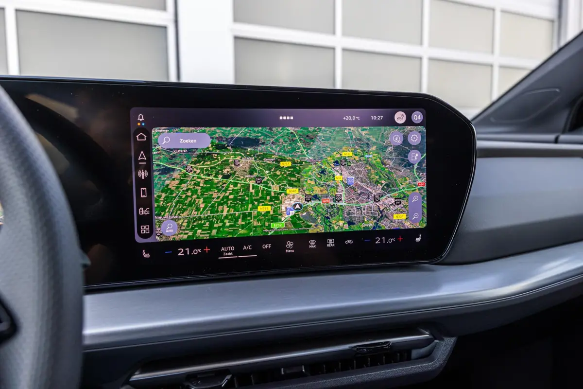 286pk S edition performance 82 kWh | LMV 20'' | Achteruitrijcamera