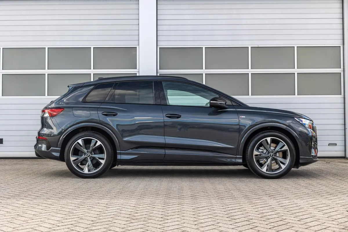 286pk S edition performance 82 kWh | LMV 20'' | Achteruitrijcamera