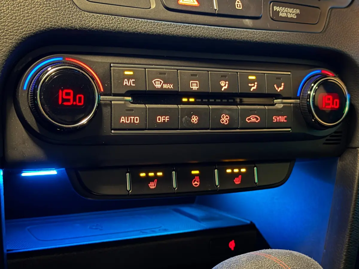 1.6 T-GDi GT-Line Automaat Panoramadak Leer Camera