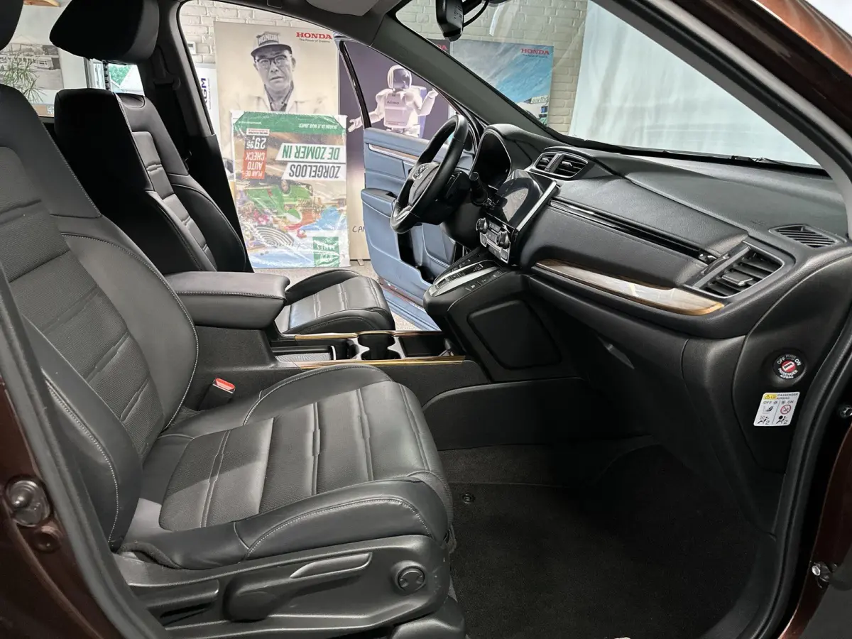 2.0 Hybrid AWD Executive Automaat | Pano | Navi