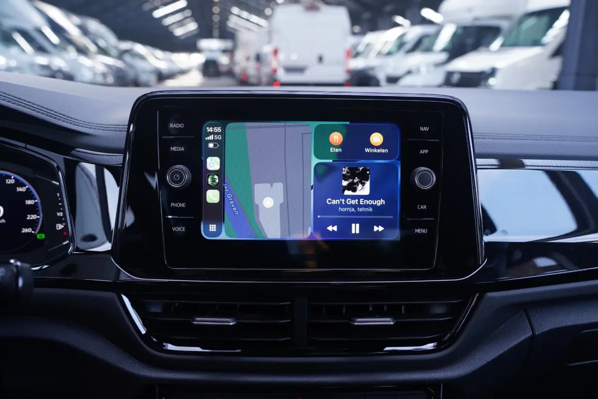 1.5 TSI R-Line NAP 2e Eig. Rijklaar R-line int./ext. Apple/Android Led koplampen Camera Stoelverwarming PDC v+a Digital Cockpit