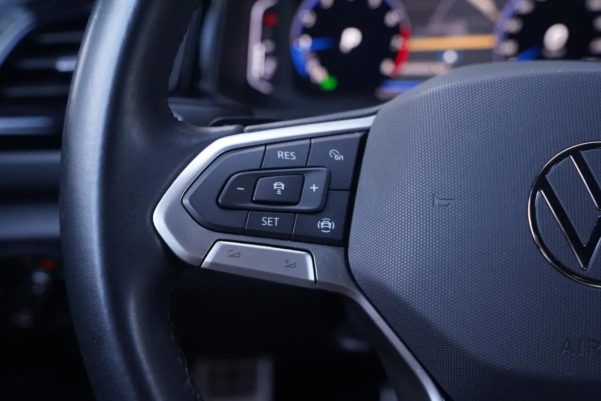 1.5 TSI R-Line NAP 2e Eig. Rijklaar R-line int./ext. Apple/Android Led koplampen Camera Stoelverwarming PDC v+a Digital Cockpit