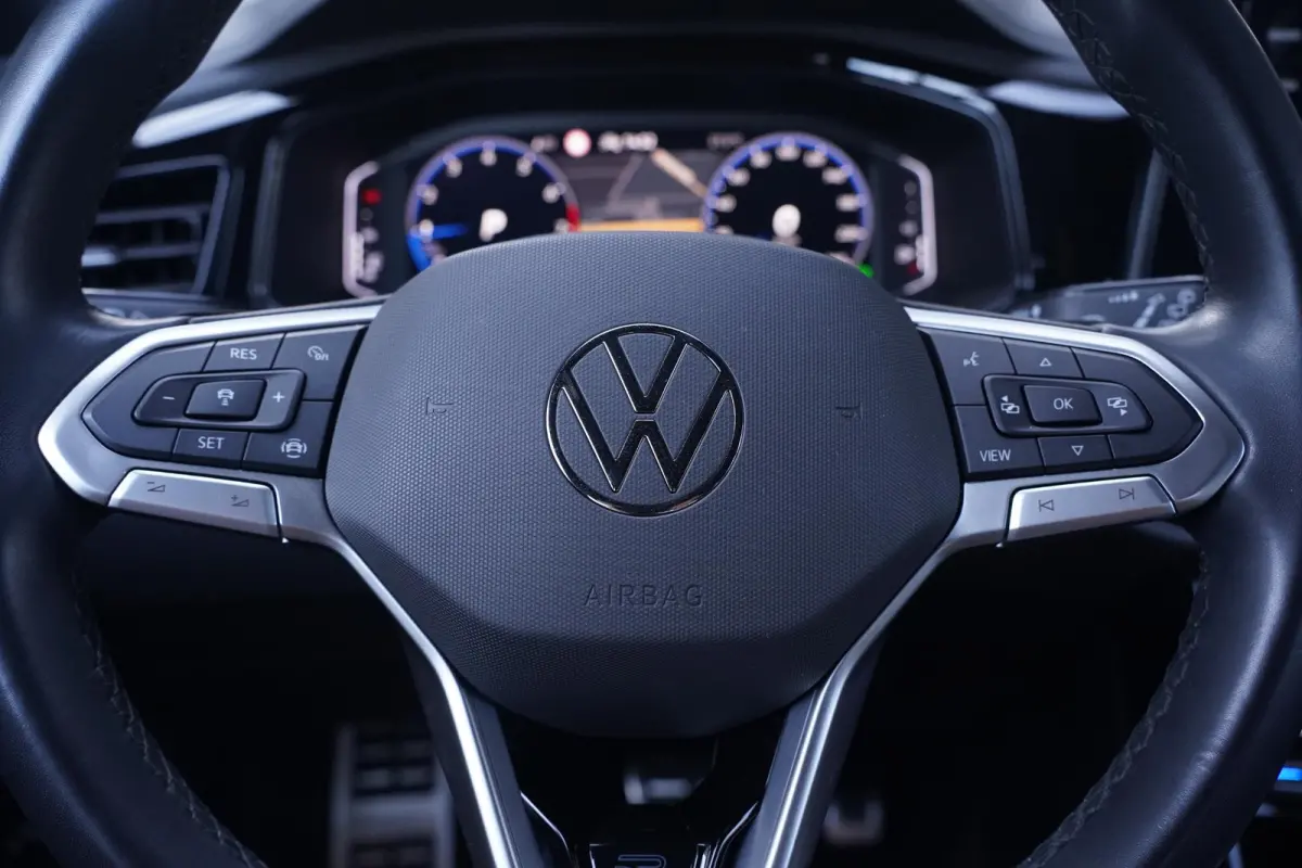 1.5 TSI R-Line NAP 2e Eig. Rijklaar R-line int./ext. Apple/Android Led koplampen Camera Stoelverwarming PDC v+a Digital Cockpit