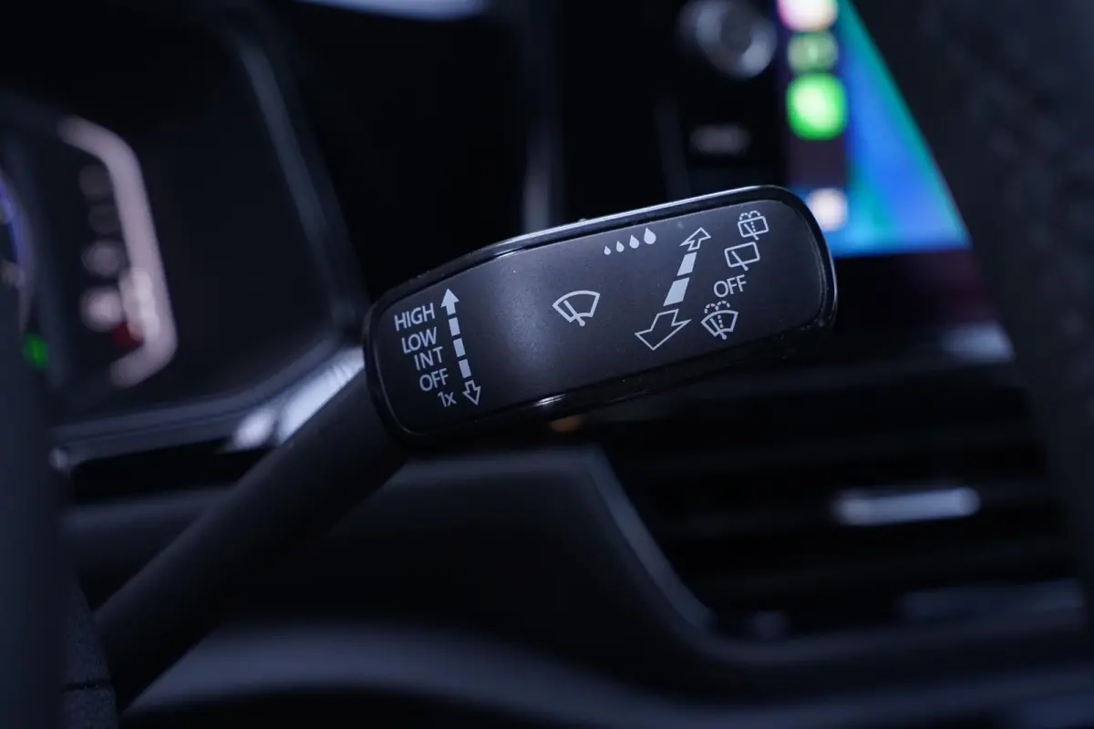 1.5 TSI R-Line NAP 2e Eig. Rijklaar R-line int./ext. Apple/Android Led koplampen Camera Stoelverwarming PDC v+a Digital Cockpit