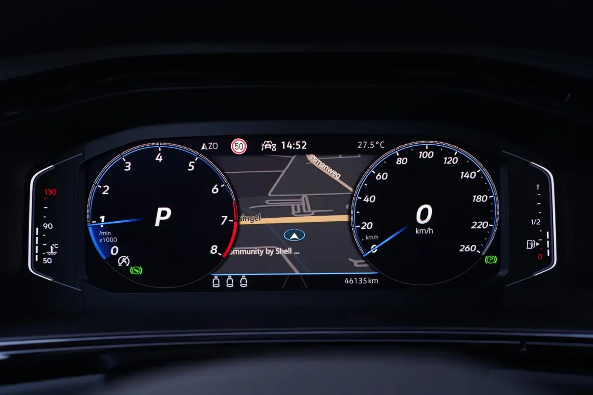 1.5 TSI R-Line NAP 2e Eig. Rijklaar R-line int./ext. Apple/Android Led koplampen Camera Stoelverwarming PDC v+a Digital Cockpit