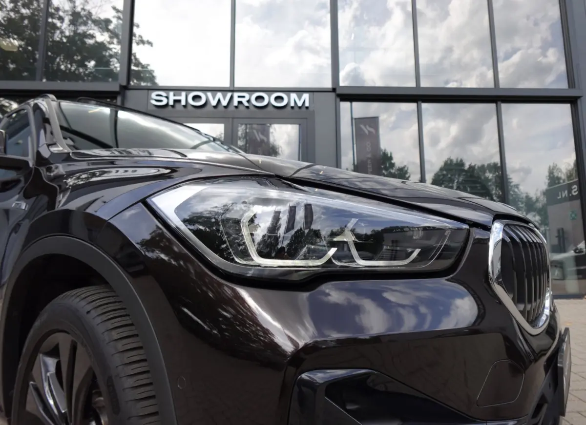 XDrive25e High Executive PANO KEYLESS CAM