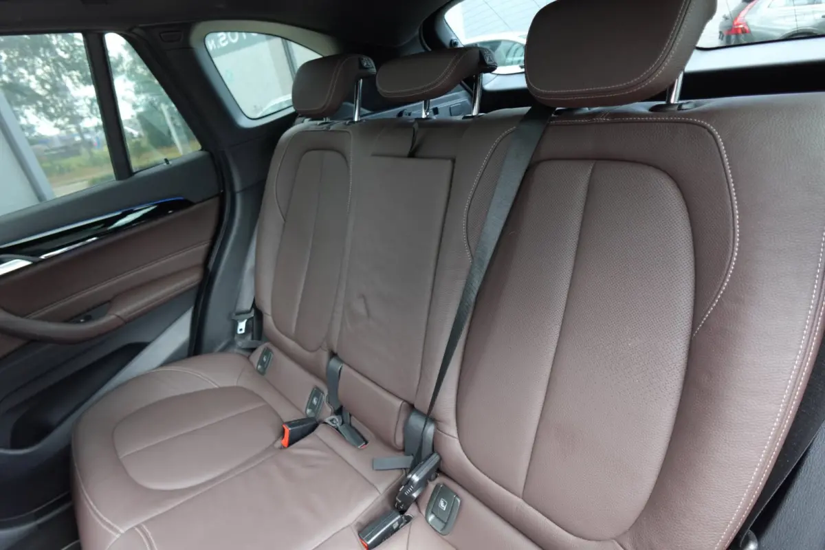 XDrive25e High Executive PANO KEYLESS CAM
