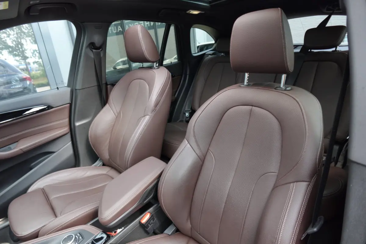 XDrive25e High Executive PANO KEYLESS CAM