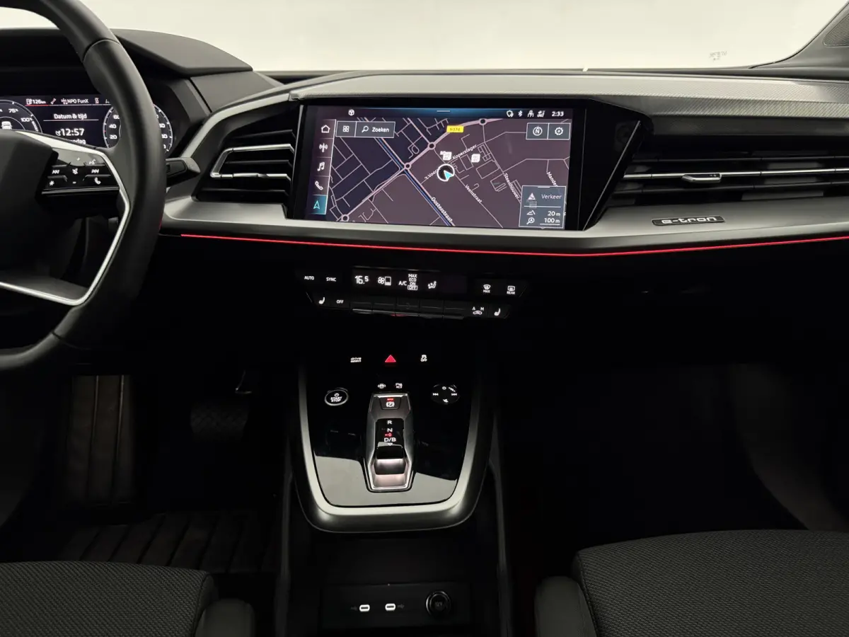 50 Quattro Launch edition 77 kWh | Snelladen | SOH 82% | Virtual | Camera | Sfeer | Carplay | Cruise | Clima | NAP