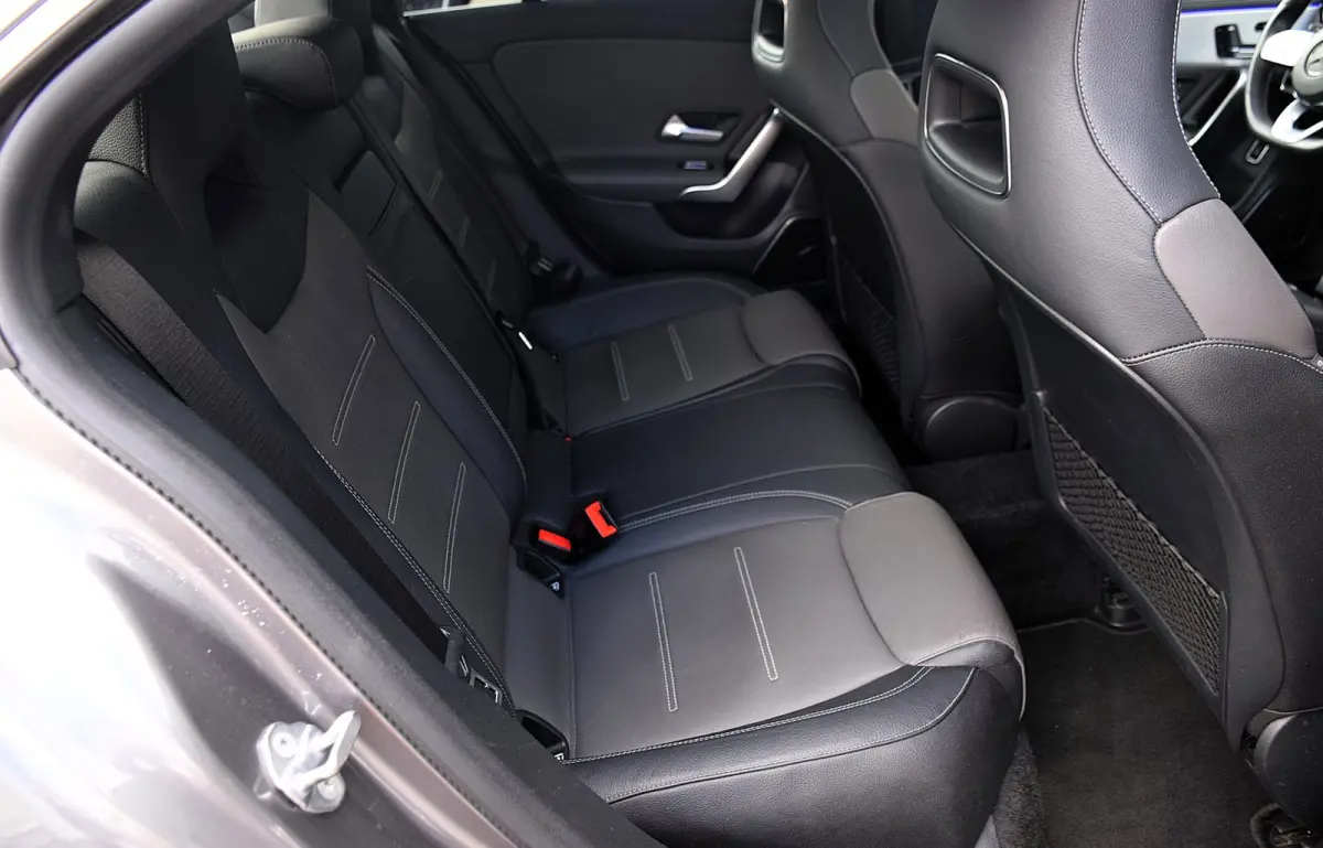 250 Premium Plus*AMG Pakket*PANO*SFEER*BURMESTER*CAMERA*NL-Auto*