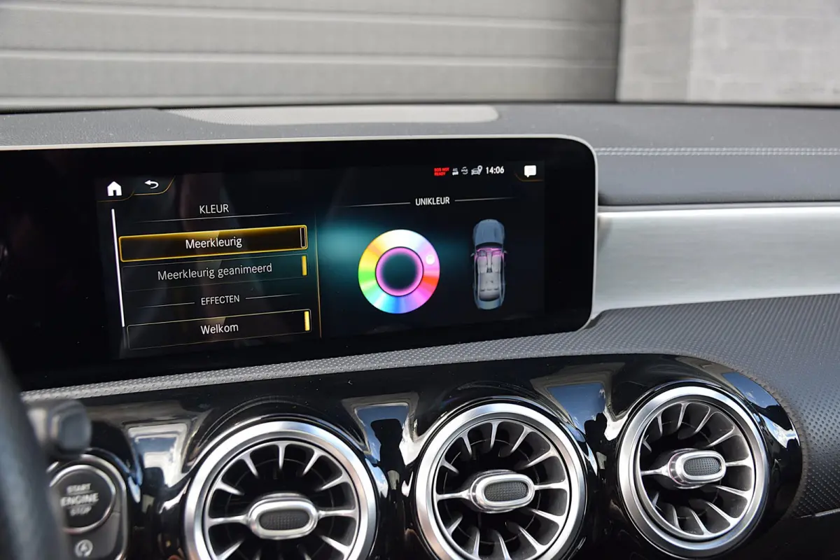 250 Premium Plus*AMG Pakket*PANO*SFEER*BURMESTER*CAMERA*NL-Auto*