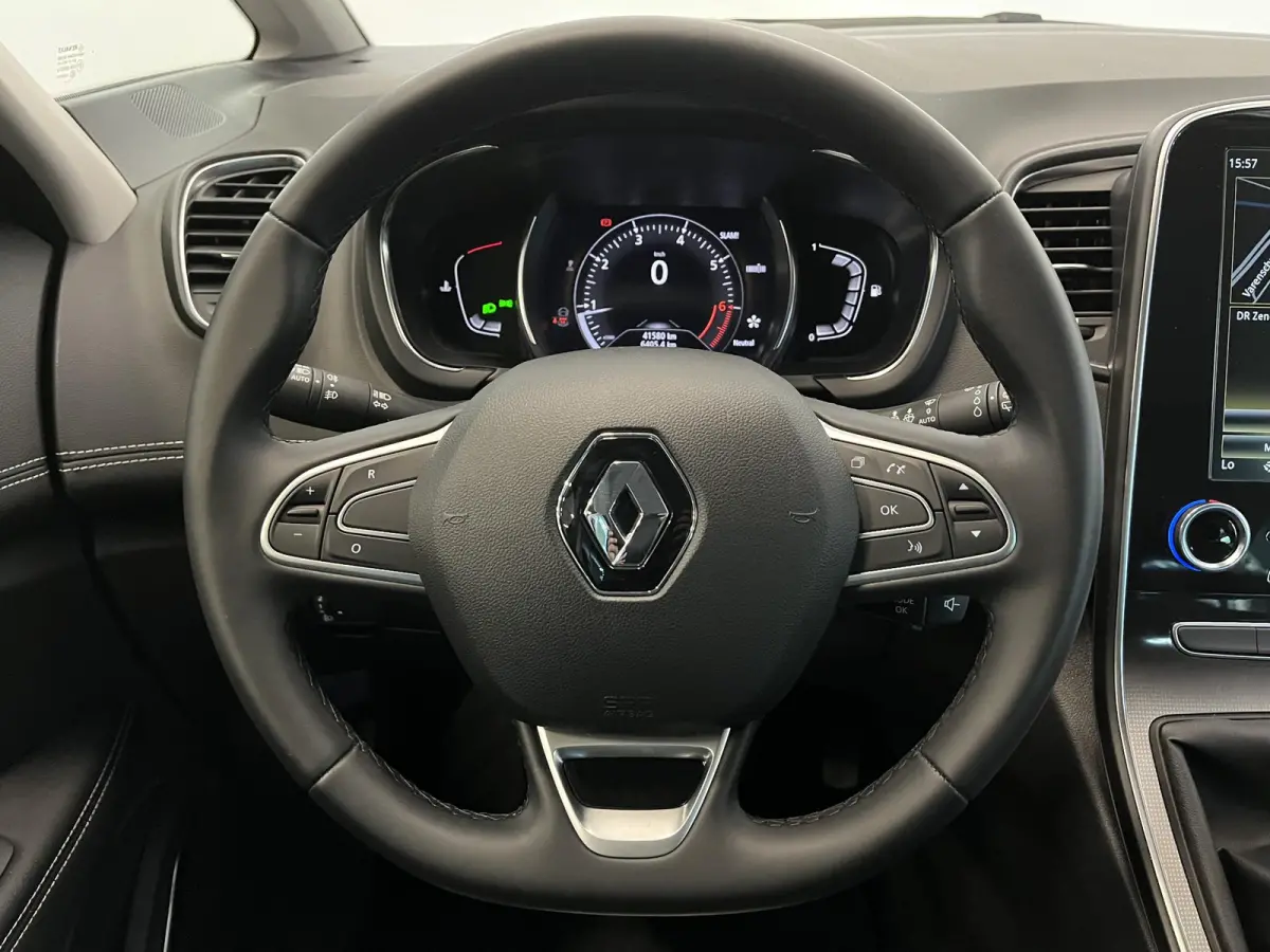 1.3 TCe Techno 7p. Navigatie Cruise Control  Full LED  Privacy Glass  20" LM Velgen  PDC + Camera  Half Leder  Virtual  Cockpit Airco