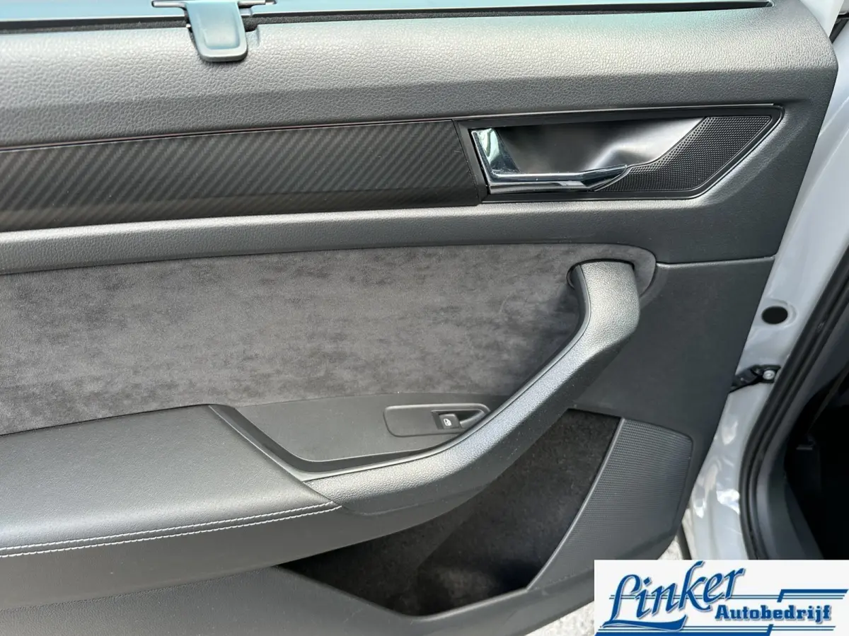 1.5 TSI Sportline Business - NL-AUTO PANO TREKH AUDIO PREMIUM
