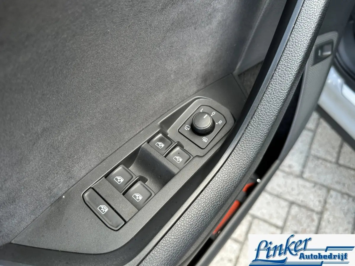 1.5 TSI Sportline Business - NL-AUTO PANO TREKH AUDIO PREMIUM