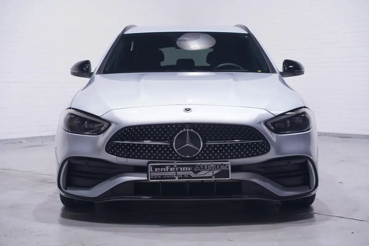 200 Launch Edition AMG Line NAP 1e eigen. nw.prijs:63750.- Navigatie premium-pack wegklapbare-trekhaak electrische-achterklep electrisch verstelbare voorstoelen met memo private-glas ECC led