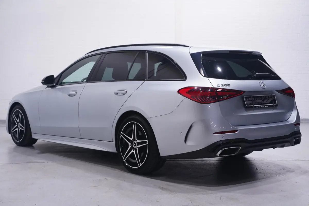 200 Launch Edition AMG Line NAP 1e eigen. nw.prijs:63750.- Navigatie premium-pack wegklapbare-trekhaak electrische-achterklep electrisch verstelbare voorstoelen met memo private-glas ECC led