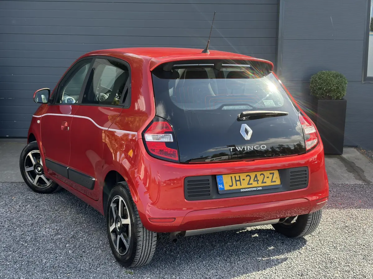 1.0 SCe Dynamique Dealer Onderhouden l Airco l Cruise l Recent beurt gehad l Lm velgen l Weinig Km l N.A.P l Apk tot 05-2027