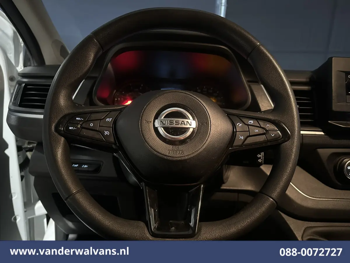 2.0 dCi 131pk L2H1 Euro6 Airco | LED | Cruisecontrol | 2500kg Trekhaak | Parkeersensoren Bijrijdersbank
