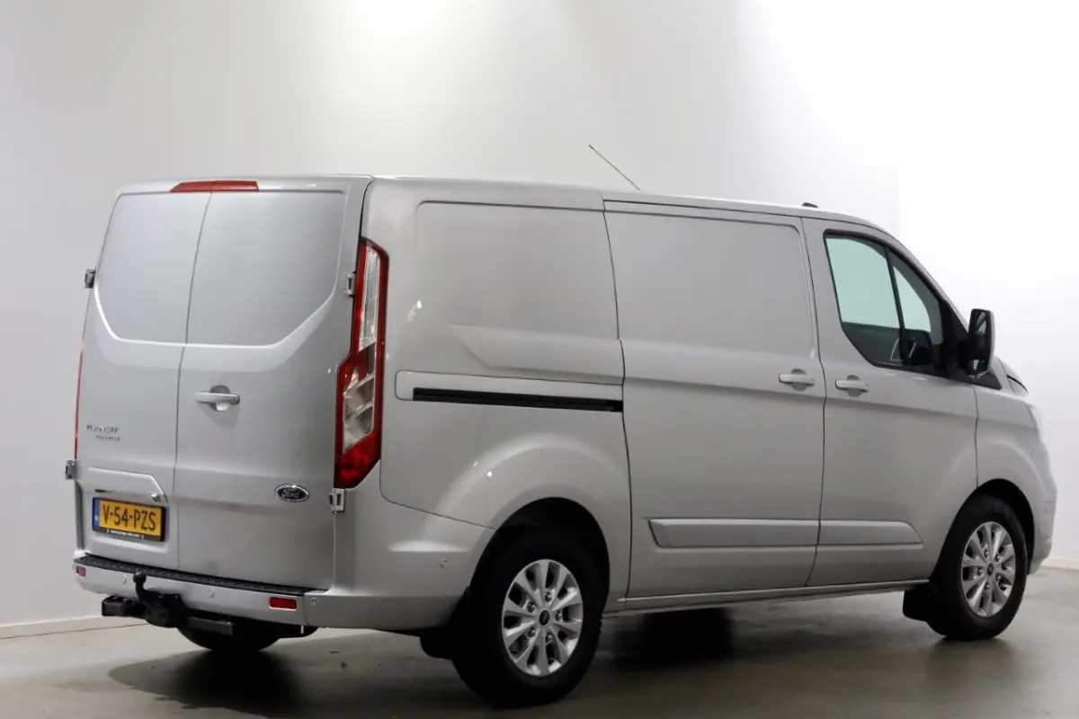 2.0 TDCI 130pk L1H1 Automaat Limited Airco/Navi/Camera 07-2022