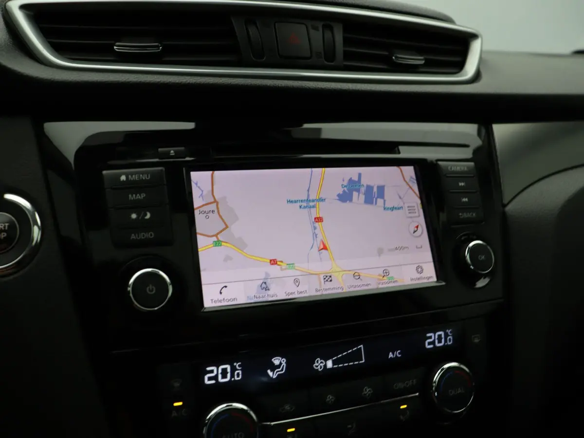 140pk DIG-T N-Connecta | Trekhaak 1300KG | Panoramadak | Climate control | Rondomzicht camera | 19" LMV | Apple carplay/Android auto |