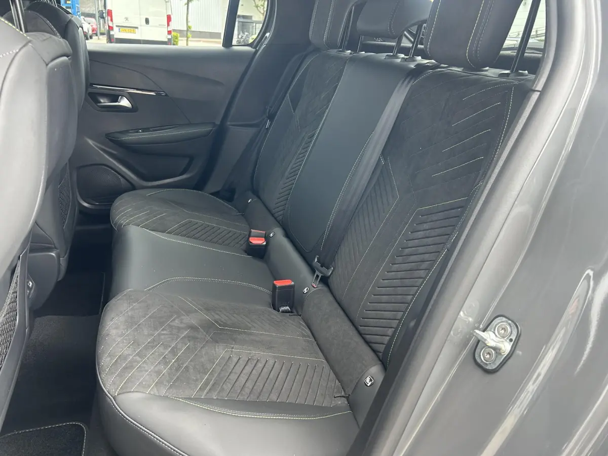 1.2 Hybrid 145 e-DCS6 GT | Camera | Adaptieve cruise control | Elektrische stoel | Apple Carplay/Android Auto
