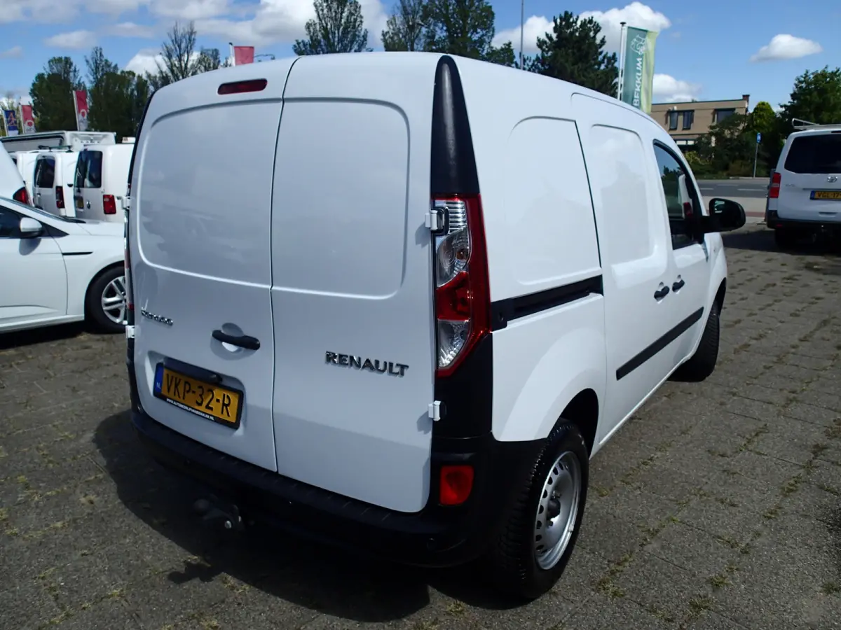 1.5 Blue dCi 80 Comfort VOORZIEN VAN AIRCO+CRUISE+TREKHAAK !!!