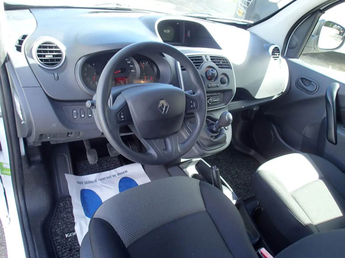 1.5 Blue dCi 80 Comfort VOORZIEN VAN AIRCO+CRUISE+TREKHAAK !!!