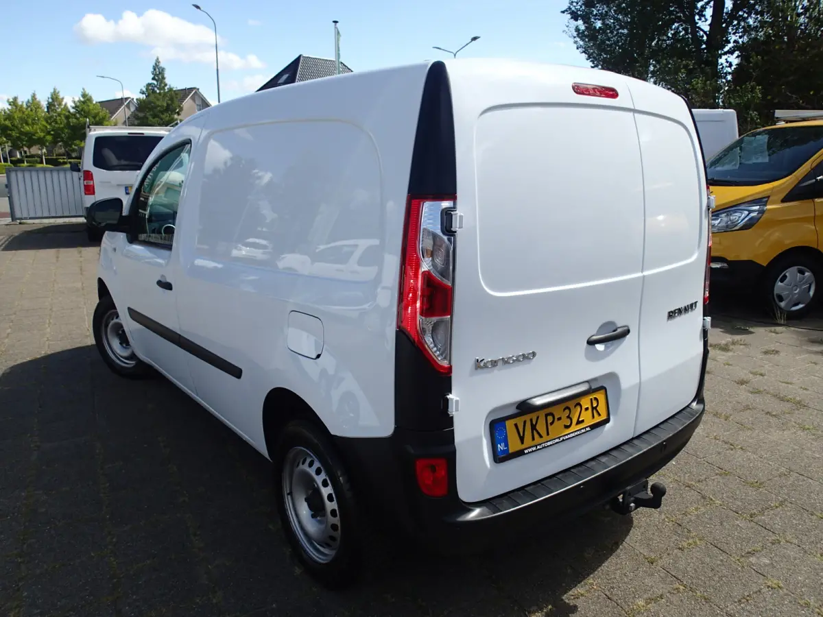 1.5 Blue dCi 80 Comfort VOORZIEN VAN AIRCO+CRUISE+TREKHAAK !!!