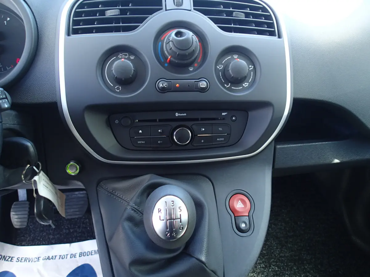 1.5 Blue dCi 80 Comfort VOORZIEN VAN AIRCO+CRUISE+TREKHAAK !!!