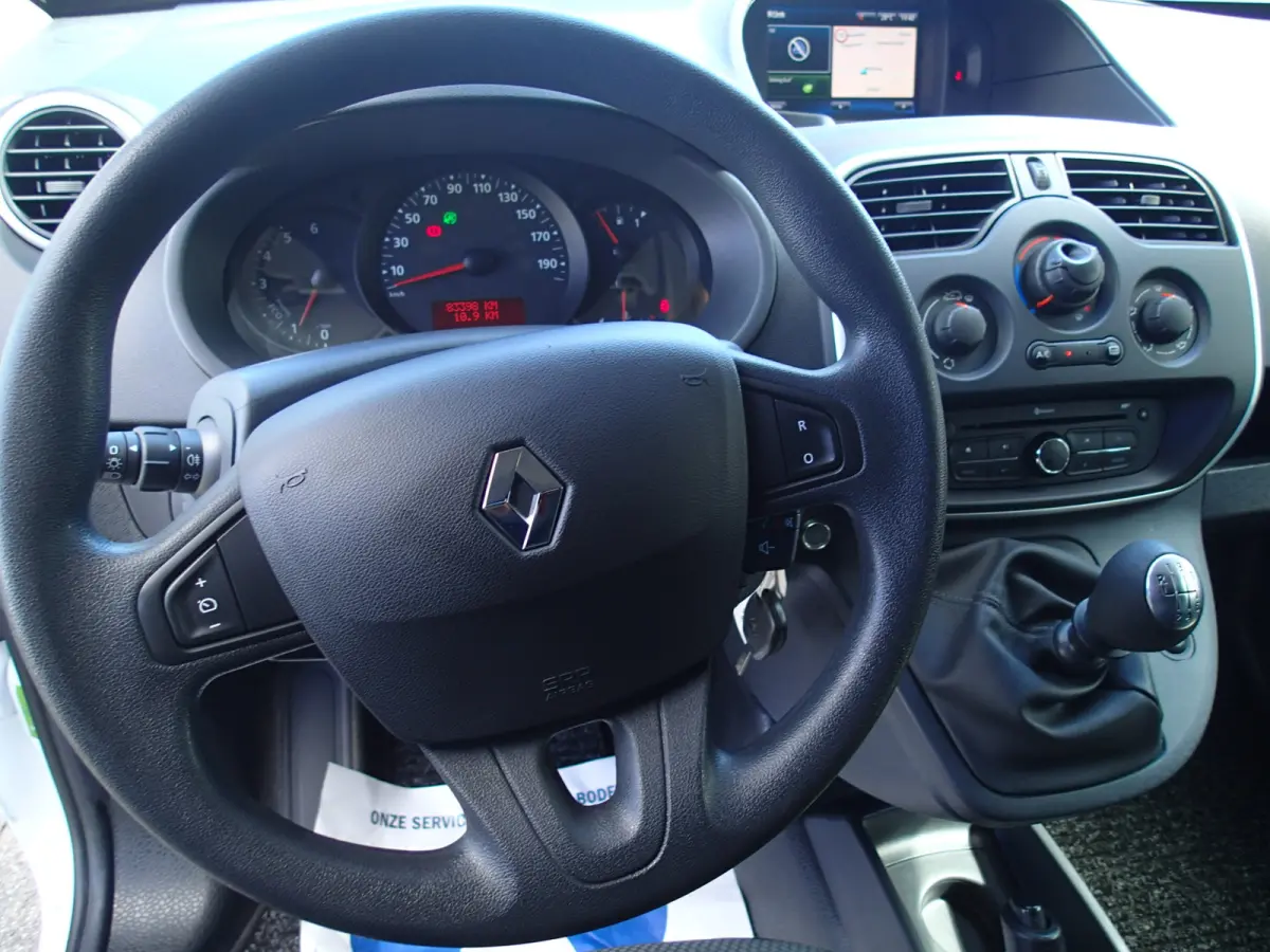 1.5 Blue dCi 80 Comfort VOORZIEN VAN AIRCO+CRUISE+TREKHAAK !!!
