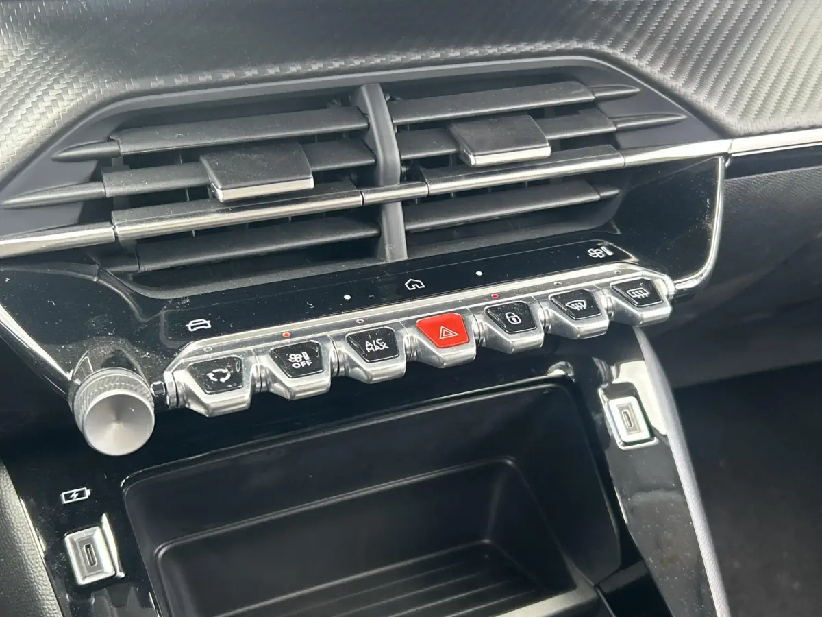 1.2 Hybrid 110 e-DCS6 Allure | Camera | Adaptieve cruise control | Apple Carplay/Android Auto