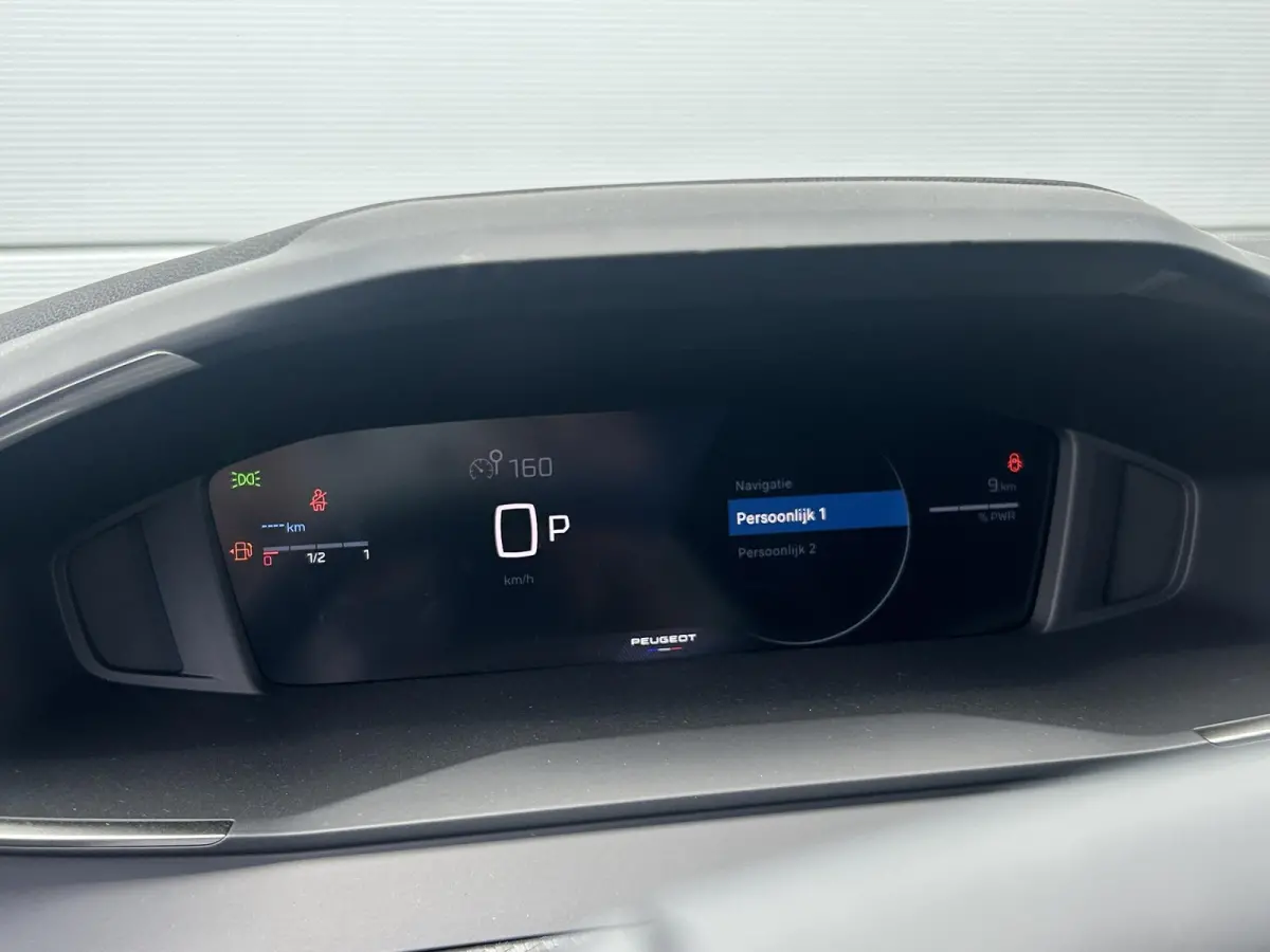 1.2 Hybrid 110 e-DCS6 Allure | Camera | Adaptieve cruise control | Apple Carplay/Android Auto