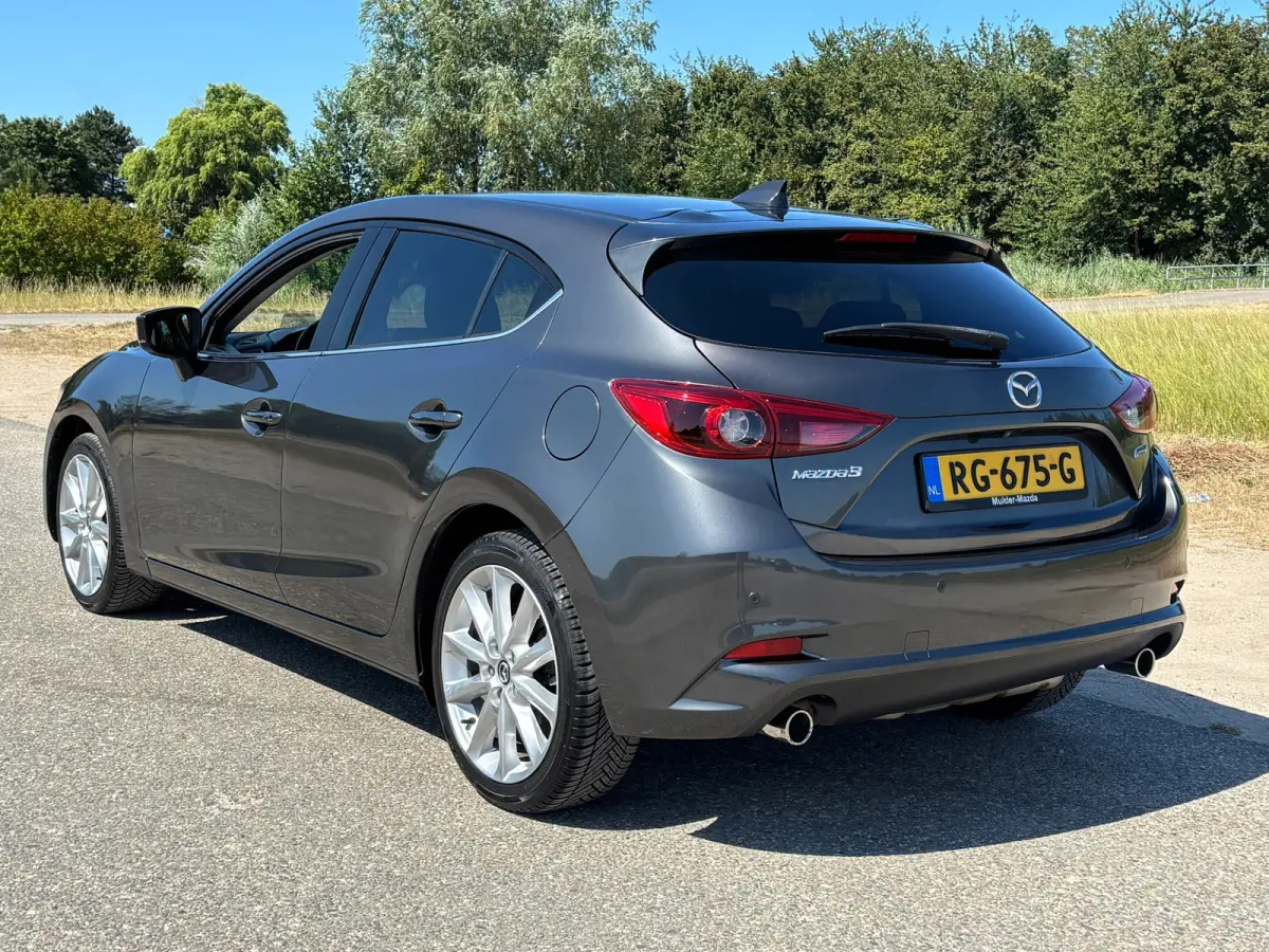 2.0 SkyActiv-G 120 GT-M/Head Up/Leder/Navi/18"