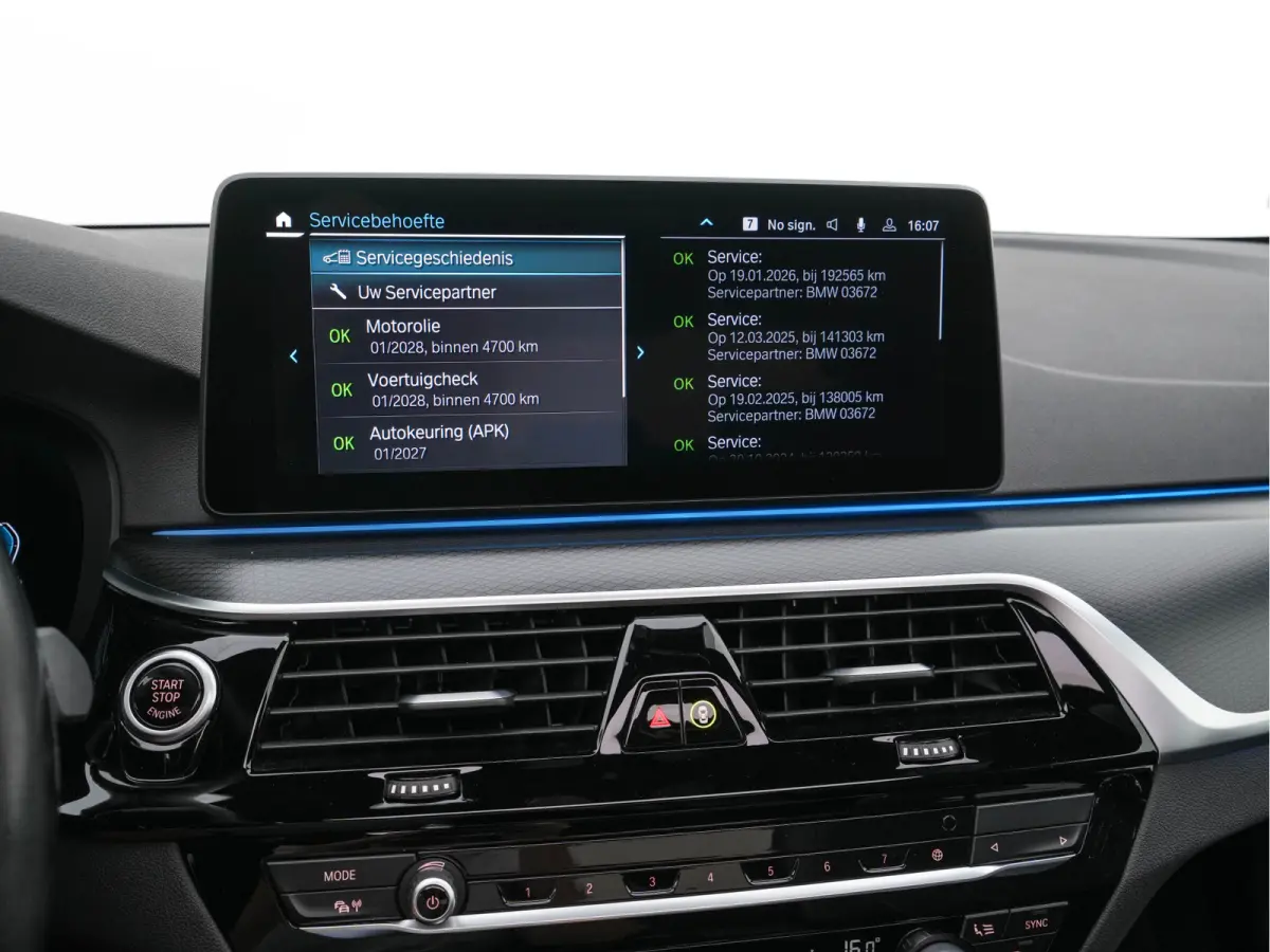 530e M-Sportpack Business Edition Plus (Plug-in) {SoH-86%} (INCL-BTW) *PANO | LEATHER | FULL-LED | MEMORY-PACK | HARMAN/KARDON | BLINDSPOT | DIGI-COCKPIT | CAMERA | NAVI-FULLMAP | PRIVACY-GL