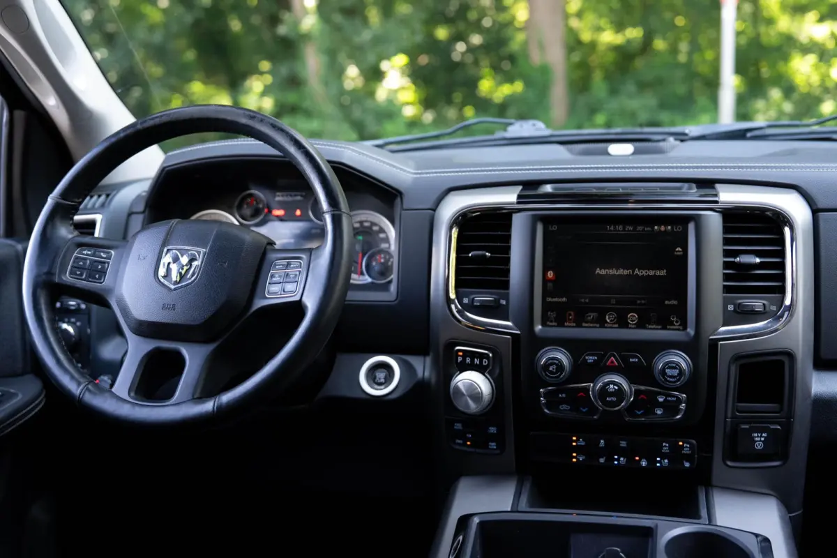 1500 5.7 V8 4x4 Crew Cab 5'7