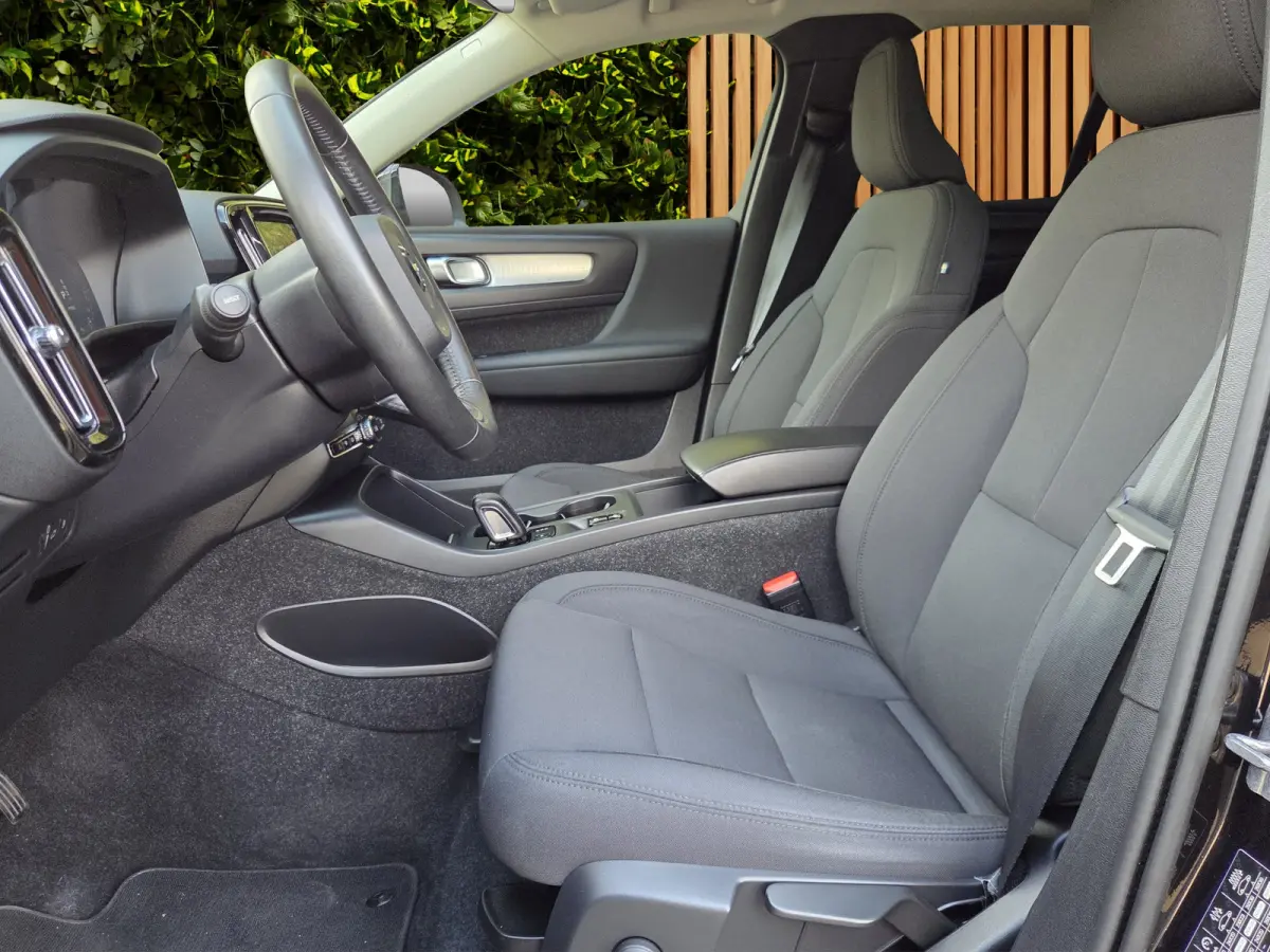 1.5 T5 Business Pro | Camera | Keyless | Navigatie | 18" Velgen