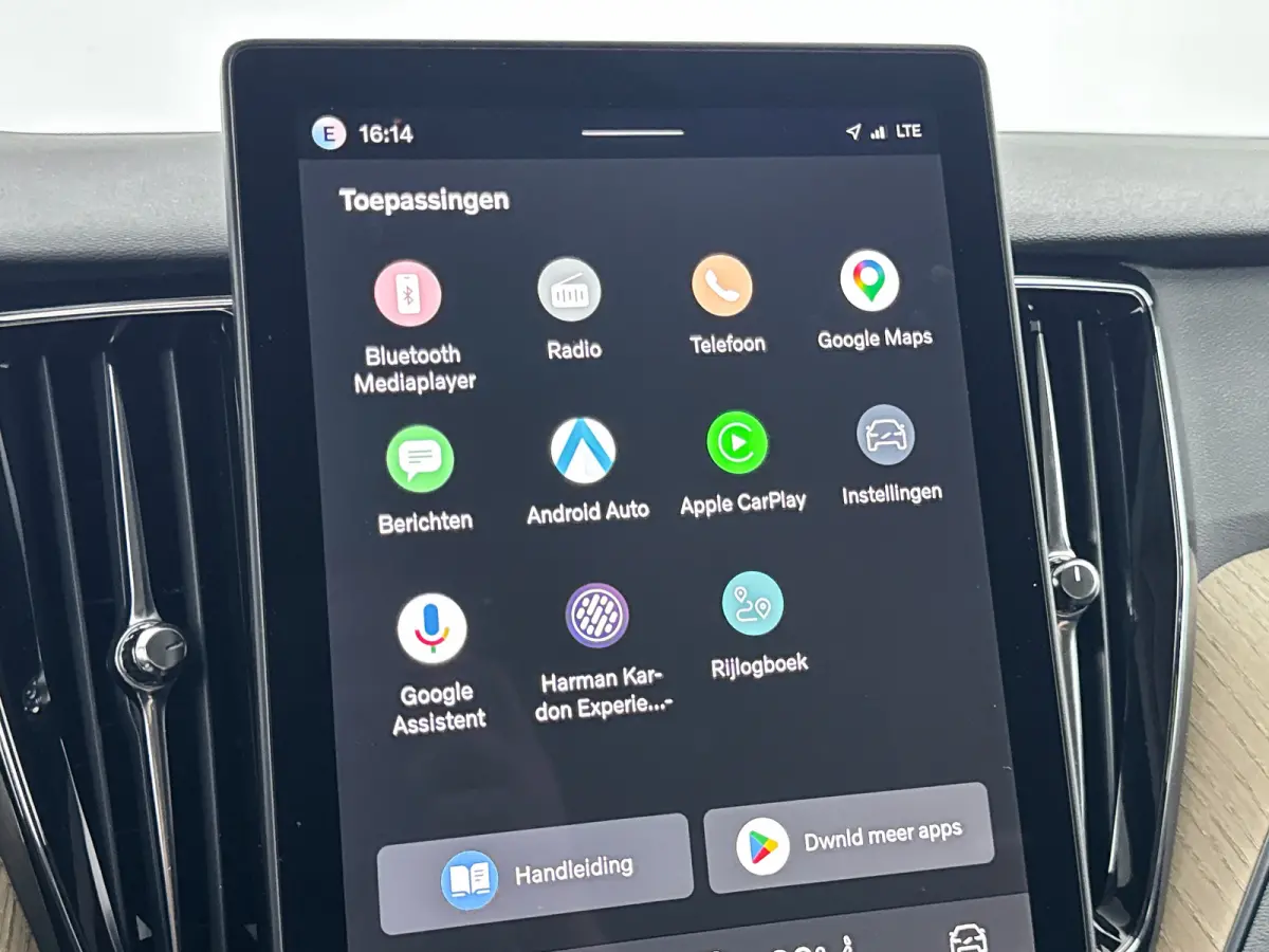 T6 350PK AWD Plus Bright | Trekhaak | 360 Camera | Getint Glas | Harman Kardon | Elektr. verst. Stoelen | Stoel/Stuur/Achterbankverwarming | Adaptieve Cruise | BLIS