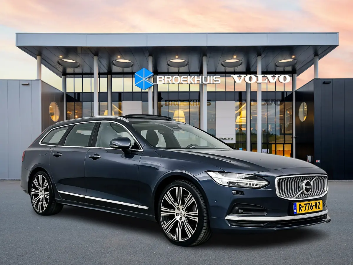 B5 Ultimate Bright | 20" | 360 Camera | Head-Up | Harman Kardon | Elektr. verst. Stoelen | Panoramadak | Parkeerverwarming | Leder Dashboard