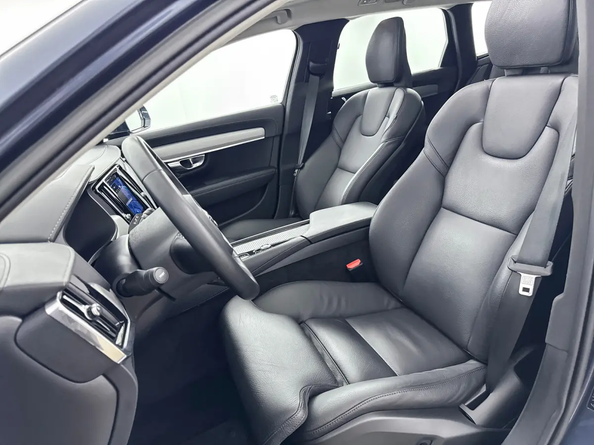 B5 Ultimate Bright | 20" | 360 Camera | Head-Up | Harman Kardon | Elektr. verst. Stoelen | Panoramadak | Parkeerverwarming | Leder Dashboard