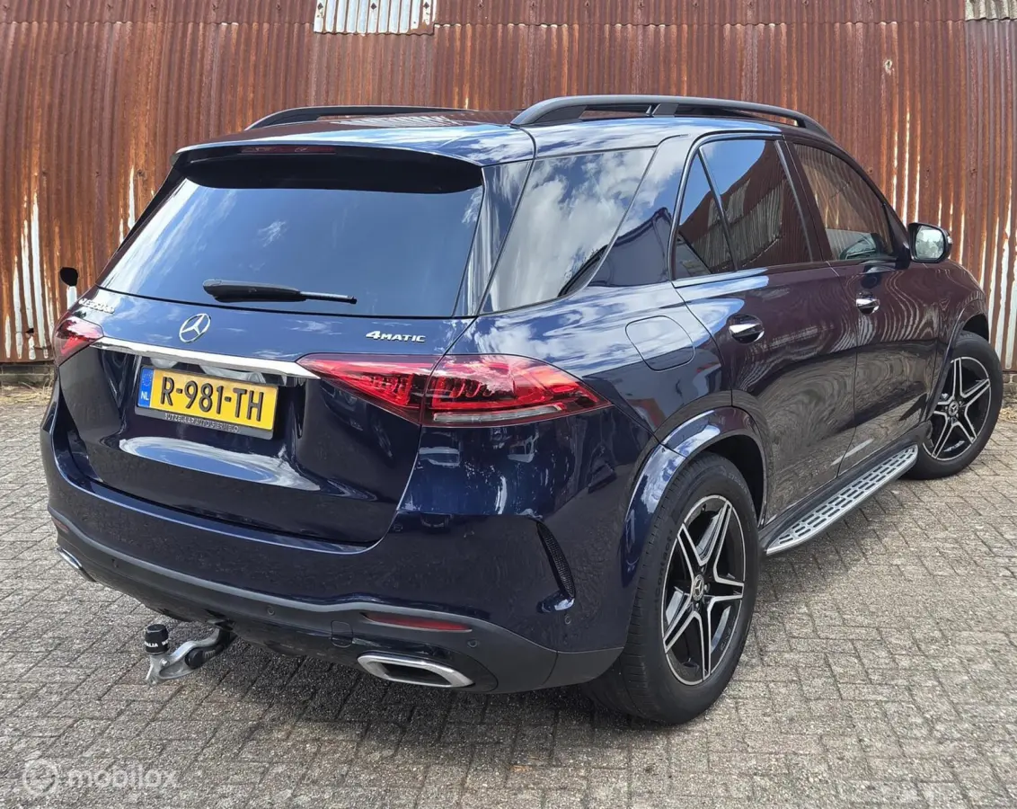 350 de 4MATIC Premium Plus AMG | Pano