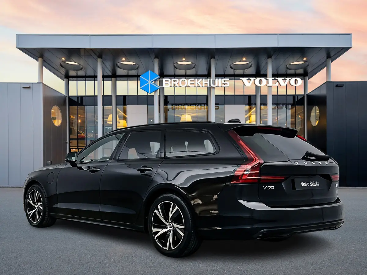 T6 Recharge R-Design | 18" | Google | Elektr. verst. Nappa Sportstoelen | Harman Kardon | Stoel/Stuurverwarming | Kinderzitjes | Adaptieve Cruise | BLIS