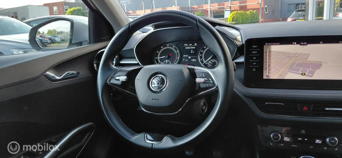 1.0 TSI ,Stoelverw,Led,Lichtmetaal