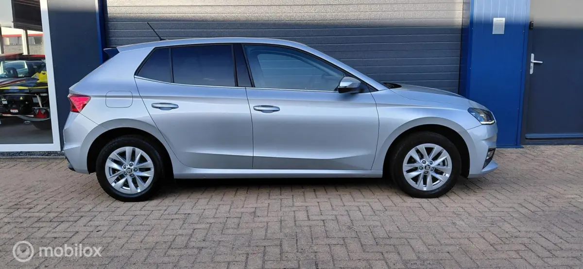 1.0 TSI ,Stoelverw,Led,Lichtmetaal