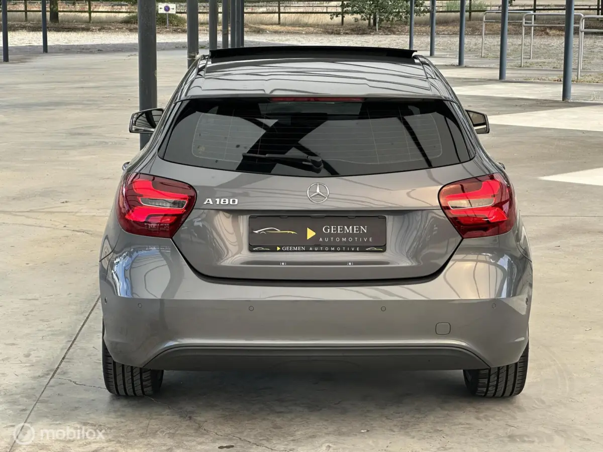 180 Prestige NAP/PANO/AUT./18'AMG/LED.KOPLAMPEN
