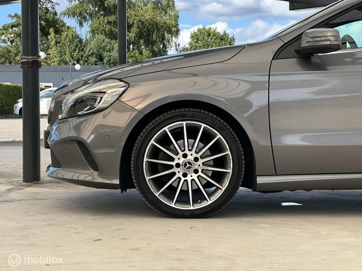 180 Prestige NAP/PANO/AUT./18'AMG/LED.KOPLAMPEN
